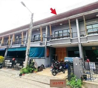 ขายทาวน์เฮ้าส์ 2 ชั้น ในโครงการสยามไอยรา รีสอร์ต ราคา 1.65 ล้านบาท ในอำเภอเมืองบ้านบึง