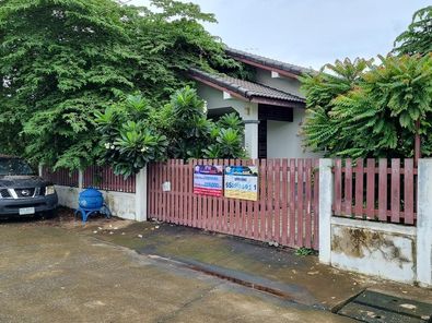 ขายบ้านเดี่ยว 1 ชั้น ในโครงการ หรรษนันท์ทะเลแก้ว ราคา 1.97 ล้านบาท ในอำเภอเมืองพิษณุโลก