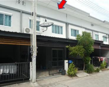 ขายทาวน์เฮาส์ 2 ชั้น ราคา 1.70 ล้านบาท ในโครงการไลโอ บลิสซ์ ในอำเภอพานทอง