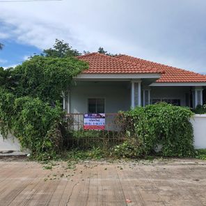 ขายบ้านเดี่ยว 1 ชั้น ในโครงการ วี.พี.การ์เด้นท์โฮม 2 ราคา 1.8 ล้านบาท ในอำเภอเมืองพิษณุโลก