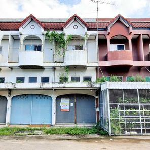 ขายอาคารพาณิชย์ 2 ชั้น ในโครงการพรหมพิรามเมืองใหม่ ราคา 1.3 ล้านบาท ในอำเภอพรหมพิราม