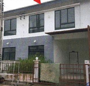 ขายทาวน์เฮ้าส์ 2 ชั้น ราคา 1.47ล้านบาท ในอำเภอพนัสนิคม