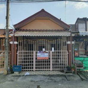 ขายทาวน์เฮ้าส์ 1 ชั้น ในโครงการ ฉัตรแก้ว ราคา 9.2 แสนบาท ในอำเภอเมืองพิษณุโลก