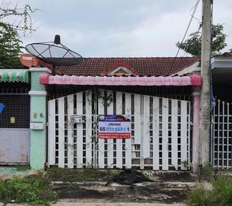 ขายทาวน์เฮ้าส์ 1 ชั้น ในโครงการ ฉัตรแก้ว ราคา 6.7 แสนบาท ในอำเภอเมืองพิษณุโลก