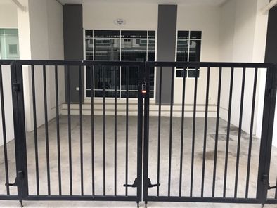 ขายทาวน์เฮาส์ 2 ชั้น ในโครงการประภัสสร แกรนด์วิลล์ 23 ราคา 2.20 ล้านบาท ในอำเภอพานทอง