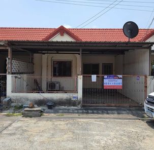 ขายทาวน์เฮ้าส์ 1 ชั้น ในโครงการชินลาภ เฟส 2 ราคา 1.04 ล้านบาท ในอำเภอเมืองพิษณุโลก