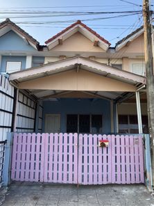 ขายทาวน์เฮ้าส์ 2ชั้น ในโครงการอีสเทิร์น วิลเลจ(ม.มณเฑียรทอง) ราคา 1.40ล้านบาท ในอำเภอเมืองระยอง