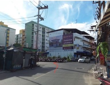 ขายคอนโด ชั้น1 ในโครงการลุมพินี คอนโดทาวน์ ชลบุรี-สุขุ ราคา 670,000บาท ในอำเภอเมืองชลบุรี