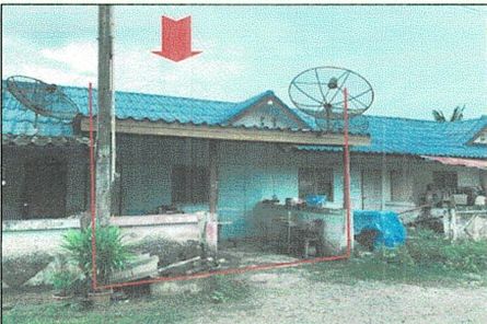 "ขายทาวน์เฮ้าส์ 1 ชั้น หมู่บ้านพรเทพ ราคา 350,000 บาท ในอำเภอปลวกแดง"