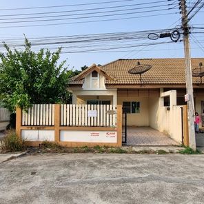 ขายทาวน์เฮ้าส์ 1ชั้น ในโครงการเซนสิริทาวน์ ราคา 1.35ล้านบาท ในอำเภอนิคมพัฒนา
