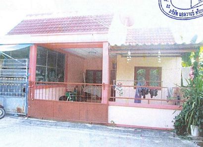 ขายทาวน์เฮ้าส์ 1ชั้น ในโครงการบางจาก ราคา 1.20ล้านบาท ในอำเภอเมืองระยอง