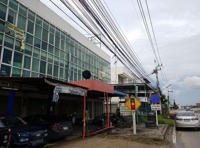 ขายอาคารพาณิชย์ 3ชั้น ราคา 3.50ล้านบาท ในอำเภอศรีราชา