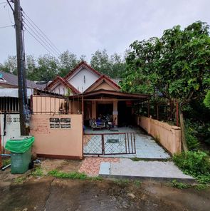 ขายทาวน์เฮ้าส์ 1 ชั้น ในโครงการสวนดุจดาว ราคา 450,000 บาท ในอำเภอบ้านค่าย