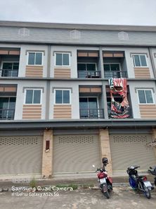 ขายอาคารพาณิชย์ 3ชั้น ราคา 2.50ล้านบาท ในอำเภอบ้านบึง