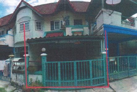 ขายทาวน์เฮ้าส์ 2ชั้น ในโครงการร่มสุข 8 ราคา 1.20ล้านบาท ในอำเภอบ้านฉาง