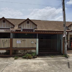 ขายทาวน์เฮ้าส์ 1 ชั้น ในโครงการเซนสิริทาวน์ ราคา 6 แสนบาท ในอำเภอนิคมพัฒนา