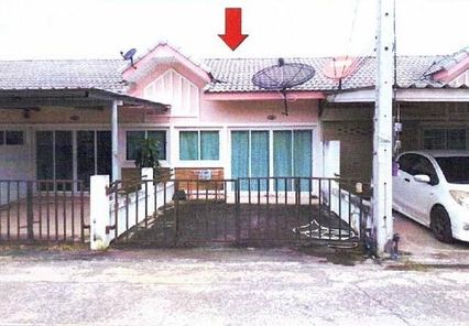ขายทาวน์เฮ้าส์ 1 ชั้น ในโครงการเพลินทะเล ราคา 6.2 แสนบาท ในอำเภอปราณบุรี