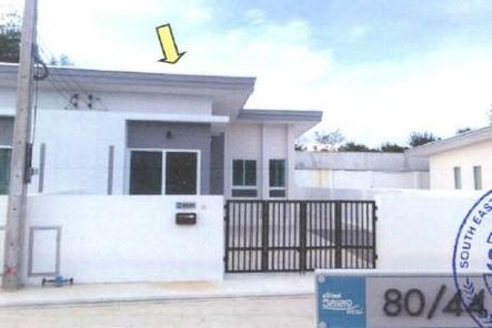 ขายทาวน์เฮ้าส์ 1ชั้น ในโครงการลา วัลเล่ วิลเลจ ทาวน์ ราคา 1.36ล้านบาท ในอำเภอหัวหิน