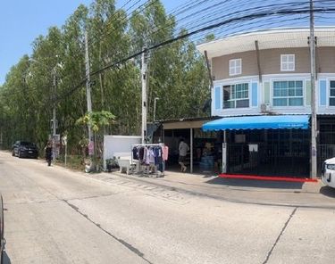 ขายทาวน์เฮ้าส์ 1ชั้น ในโครงการเดคโค่ 3 หนองน้ำเย็น ราคา 2.15ล้านบาท ในอำเภอเมืองระยอง