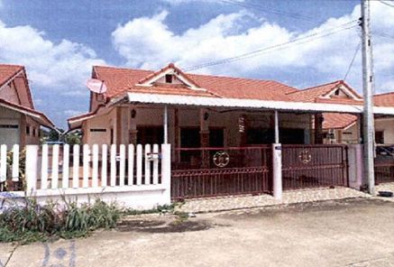 ขายบ้านแฝด 1 ชั้น ในโครงการพาชื่น ราคา 1.08 ล้านบาท ในอำเภอบ้านฉาง