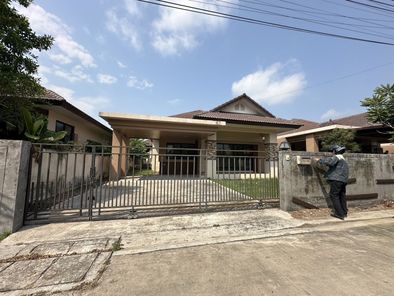 ขายบ้านเดี่ยว 1 ชั้น ในโครงการกาญจนสิริ ราคา 2.95 ล้านบาท ในอำเภอบ้านค่าย