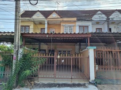 ขายทาวน์เฮ้าส์ 2 ชั้น ราคา 1.4 ล้านบาท ในอำเภอบ้านฉาง