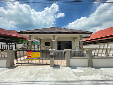 ขายบ้านเดี่ยว 3 ห้องนอน
2 ห้องน้ำ
ราคา 2.39 ล้านบาท ในอำเภอเมืองระยอง