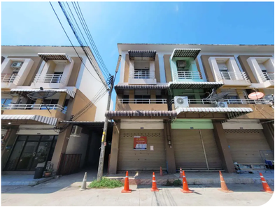 ขายอาคารพาณิชย์ 3 ชั้น ราคา 3.00 ล้านบาท ในอำเภอศรีราชา