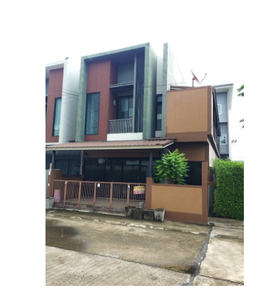 ขายทาวน์เฮ้าส์ 2ชั้น ราคา 2.20 ล้านบาท ในโครงการเนรา อเวนิว ในอำเภอชุมแพ