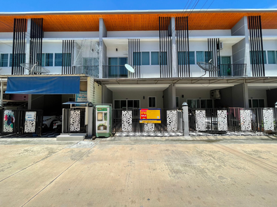 ขายทาวน์เฮ้าส์ ราคา 2.31 ล้านบาท ในอำเภอเมืองชลบุรี