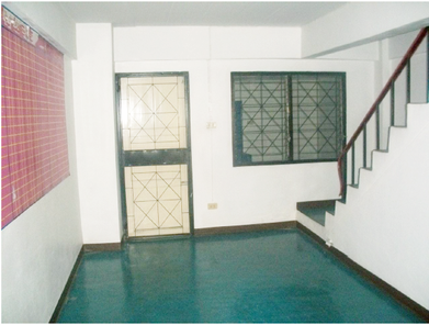 ขายอาคารพาณิชย์ 3 ชั้น ราคา 4.30 ล้านบาท ในอำเภอเมืองชลบุรี