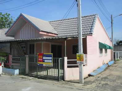 ขายทาวน์เฮ้าส์ ราคาถูกเพียง 735,000 บาท ในอำเภอปราณบุรี