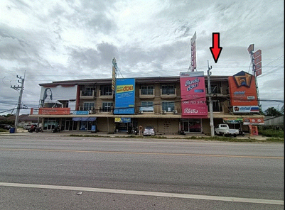 ขายอาคารพาณิชย์ 3 ชั้น ในโครงการระวิยา เนเจอร์โฮม ราคา 2.75 ล้านบาท ในอำเภอหัวหิน