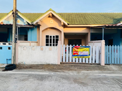 ขายทาวน์เฮ้าส์ ราคาถูกเพียง 609,000 บาท ในอำเภอบางสะพาน