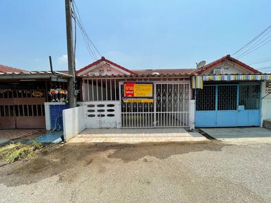 ขายทาวน์เฮ้าส์ ราคาถูกเพียง 630,000 บาท ในอำเภอปราณบุรี